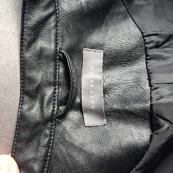 Suzy Shier Faux Leather Jacket. M - Picture 6 of 8